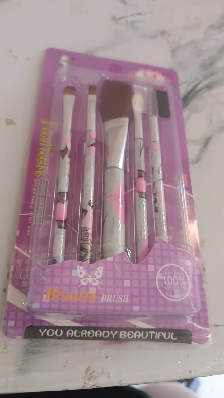 Floral Makeup Brush Set for Eyes, Lips, and Face (5 Pc) Floral Makeup Brush Set for Eyes, Lips, and Face (5 Pc)